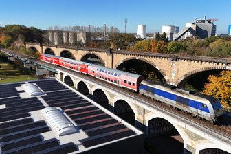 Verzögerungen beim Ausbau der Strecke nach Leipzig: Chemnitzer OB lädt zum Bahn-Gespräch - Seit Jahren wird an einem Ausbau der größtenteils eingleisigen Strecke von Chemnitz nach Leipzig geplant. Nun drohen erneut Verzögerungen.