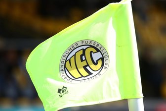 VFC Plauen: Das waren die Aufreger-Themen beim ersten Fan-Stammtisch nach langer Pause - Hinter dem VFC Plauen liegen mit dem Regionalliga-Auf- und Abstieg sowie zwei Trainerwechseln innerhalb eines Jahres turbulente Zeiten. Das wurde jetzt auch beim Fan-Stammtisch deutlich.