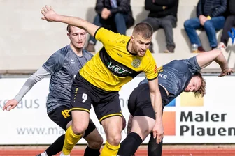 VFC Plauen trumpft beim SC Freital trotz langer Unterzahl auf - Johan Martynets war beim Sieg in Freital mit zwei Toren der Matchwinner.