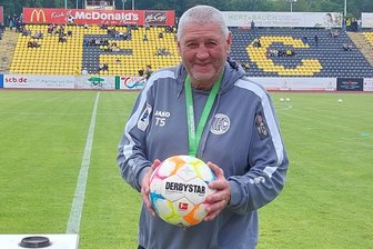 VFC Plauen verabschiedet am Sonntag seinen Kult-Mannschaftsleiter - VFC-Mannschaftsleiter Thomas Sesselmann hört am Sonntag auf.