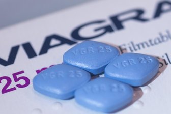 Viagra ohne Rezept – die Pharmabranche lässt nicht locker - Objekt der Begierde: Die Pharmaindustrie wünscht sich für Viagra einen rezeptfreien Verkauf.