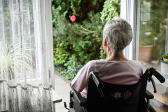 Viele Anträge auf soziale Teilhabe im Erzgebirgskreis - Sprechzeiten im Amtsbüro in Aue-Bad Schlema verkürzt - Das Bundesgesetz soll Menschen mit Behinderung zu mehr Unterstützung verhelfen.