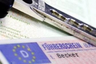 Viele Mittelsachsen wollen ihre Führerscheine vorzeitig tauschen - Behörde blockt ab - 