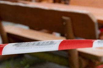 Viele Regionen lockern - Das Erzgebirge braucht Geduld - Im Erzgebirge bleiben die Außenbereiche der Gaststätte wohl noch einige Zeit gesperrt. Erst wenn die Sieben-Tage-Inzidenz fünf Tage unter 100 liegt, kommen Öffnungen in Sicht. 