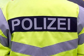 Vier Autos angefahren und eine Person schwerverletzt -