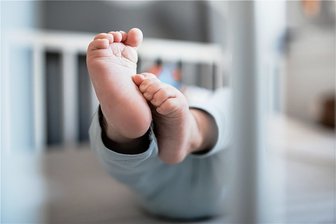 Vier Babys bei Vollmond: Viel nächtliche Arbeit für Hebammen in Erlabrunn - 