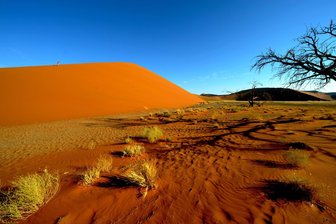 Vier Deutsche bei Flugzeugabsturz in Namibia getötet - Bei einem Flugzeugabsturz sterben vier Menschen. (Symbolbild)