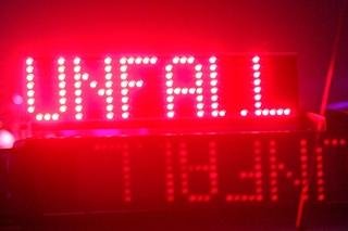 Vier Fahrzeuge auf A4 in Unfall verwickelt -