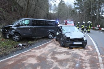 Vier Kinder bei Unfall auf B 92 verletzt -