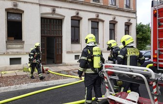 Vier Verletzte bei Brand - 