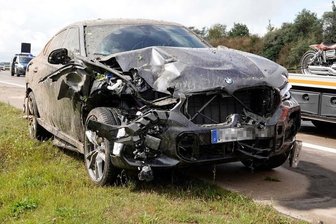 Vier Verletzte bei Unfall auf A 4 bei Hainichen - 