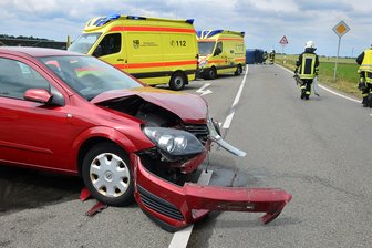 Vier Verletzte nach Zusammenstoß in Rossau -