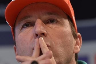 Vierschanzentournee: Deutsche können kein Wörtchen mitreden - Bundestrainer Werner Schuster büßte bei dieser Tournee den Vorjahreszweiten Severin Freund ein, hofft aber auf eine Rückkehr des Weltmeisters zur WM in Lahti.