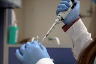 Virusvariante Omikron im Abwasser in der Region Hof nachgewiesen -