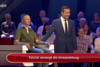 Vogtländer bei TV-Show „Kaum zu glauben“ mit Kai Pflaume: Erraten die Promis seinen Beruf? - Patrick Hellinger aus Markneukirchen in der Rateshow mit Kai Pflaume.