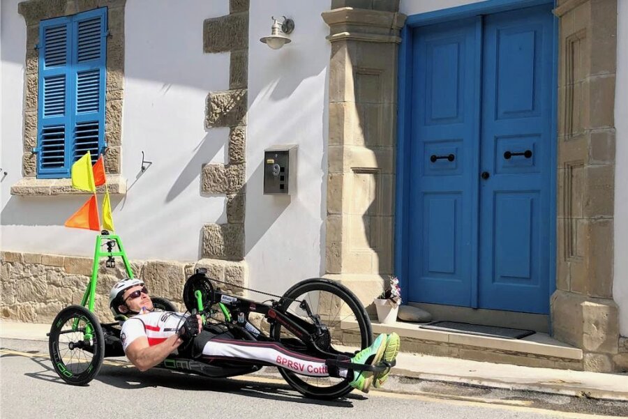 Vogtländer trainiert für das Podest im Handbike - Erstmals trainierte Paracycling-Sportler Steffen Seifart mit seinem Verein BPRSV Cottbus auf Zypern. In einer Woche geht es schon zum nächsten Trainingslager auf Lanzarote. 