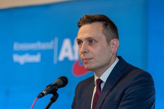 Vogtländische AfD zieht mit Mathias Weiser in die Bundestagswahl - Mathias Weiser wurde zum Spitzenkandidaten der vogtländischen AfD für die Bundestagswahl gewählt.