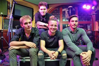 Vogtländische Band spielt im Kleinkunst-Kanapee Rodewisch - Nor for sale bei einem Auftritt im vergangenen Herbst in Plauen.