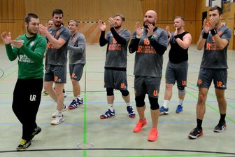 Vogtländische Handballer kommen mit schlechten Nachrichten... - Für den VfB Lengenfeld ist Schluss: Die Bezirksliga-Handballer verabschieden sich aus dem Spielbetrieb.
