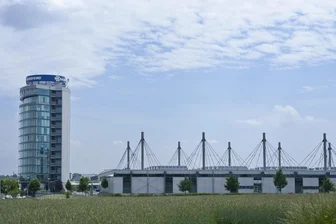 Vogtländisches Unternehmen Bauerfeind kehrt zu Olympischen Spielen zurück - Bauerfeind beschäftigt in Zeulenroda etwa 1100 Mitarbeiter.