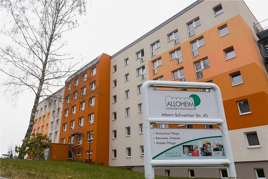 Vogtland: Alloheim stellt ungeimpfte Mitarbeiter in Reichenbach und Bad Elster frei - Die Alloheim Senioren-Residenz Reichenbach existiert seit Juni 1990. 2012 bis 2014 wurde das Gebäude umfassend saniert. Die Einrichtung bietet 141 Pflegeplätze. 