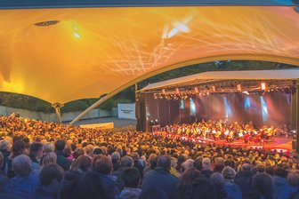 Vogtland Philharmonie spielt in Plauen Filmmusik aus „Star Wars“ und „Herr der Ringe“ - 