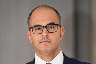 Vogtlandbahn in Neumark hat neuen Chef - Fabrizio Favara ist neuer Geschäftsführer der Netinera Deutschland GmbH und damit Chef der Vogtlandbahn.