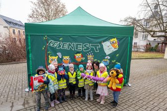 Vogtlandbibliothek in Plauen hat jetzt ein Lese-Zelt - Das mobile Zelt soll für Veranstaltungen der Vogtlandbibliothek genutzt werden.