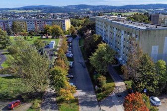 Vogtlandblick ab Montag Baustelle - Der Vogtlandblick im Auerbacher Neubaugebiet wird am Montag für zwei Wochen zur Baustelle.