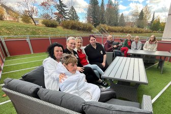 Volkssolidarität eröffnet Terrasse an der Tagespflege in Reichenbach - An der Tagespflege der Volkssolidarität im „Haus Caroline“ ist die Terrasse eröffnet worden.