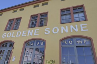 Volkssolidarität: Im Vogtlandkreis werden wieder Spenden gesammelt - Gesammelt wird etwa für das Mehrgenerationenhaus „Goldene Sonne“ in Oelsnitz.