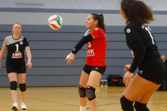 Volleyball: Darum steht Fortschritt Lichtenstein nicht an der Tabellenspitze - Libera Manuela Rohn wurde in der ersten Partie am Samstag zur besten Spielerin gewählt.