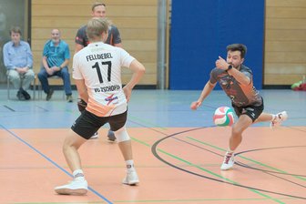 Volleyball-Regionalliga: Erzgebirger in akuter Abstiegsgefahr - In dieser Situation kommt VC-Spieler Johannes Micketeit nicht mehr an den Ball.