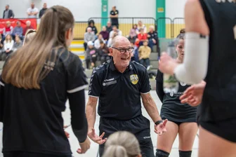 Volleyball-Regionalliga: Oberlosa jubelt wieder auswärts - Trainer Lutz Gushurst (Archivbild) setzte in Leipzig zum richtigen Zeitpunkt auf eine Auszeit.