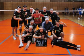Volleyball-Sachsenklasse: VVF-Männer nehmen auch die zweite Auswärtshürde - Erneut Grund zum Jubel: Die Volleyballer des 1. VVF haben in Leipzig den zweiten Sieg im zweiten Spiel der neuen Sachsenklasse-Saison gefeiert.