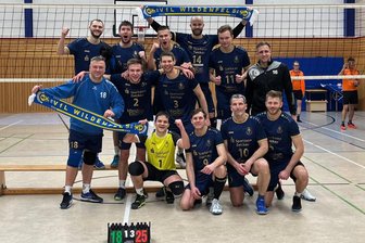 Volleyball: VfL Wildenfels grüßt nach zwei Heimsiegen überraschend von der Tabellenspitze - Allen Grund zum Jubeln hatten die Sachsenklasse-Volleyballer des VfL Wildenfels am Samstag.