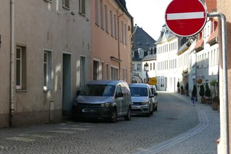 Vollsperrung am Schillerplatz: Sommerferien beginnen in Zschopau mit Umleitungsstress - Auf der Zschopauer Ludwig-Würkert-Straße wird die Verkehrsbelastung steigen.