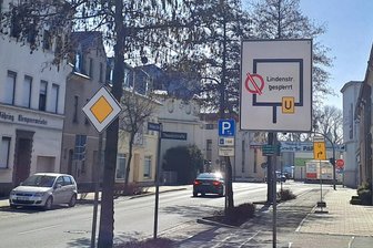 Vollsperrung der Lindenstraße in Glauchau wird ausgeweitet - Seit 10. März ist die Lindenstraße bereits zwischen Dorotheenstraße und Alter Färberstraße gesperrt.