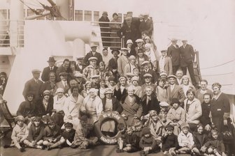 Vom Dorf zur Stadt: Historikerin erklärt, was Thalheim vor 100 Jahren bewegte - Amerika-Auswanderer Ende der 1920er-Jahre, darunter waren auch viele Thalheimer.