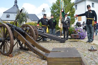 Vom Lichtergarten bis zum Kanonentreffen: Diese Highlights bietet das 31. Zschopauer Schloss- und Schützenfest - Weil das Jubiläum „500 Jahre Schützenwesen in Zschopau“ ansteht, wird es diesmal mehr Kanonen zu bestaunen geben als sonst - bei einem Kanonentreffen im Seminargarten.