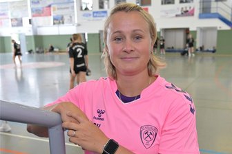 Vom Parkett an die Seitenlinie – das ist die neue Trainerin des SV Schneeberg - Romy Kolbe ist die neue Trainerin der Handballerinnen des SV Schneeberg.