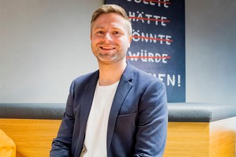 Vom Pionier zum sozialen Unternehmer: Wie ein Student aus Mittweida Crowdfunding in Deutschland populär machte - Tino Kreßner ist 39, in Karl-Marx-Stadt geboren und Mitgründer der Crowdfunding-Plattform Startnext.
