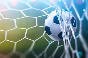Vom Schützenfest bis zur Überraschung: Was beim Pokalauftakt im Fußball-Kreisverband Zwickau aufgefallen ist - Zum Auftakt des Zwickauer Fußball-Kreispokals fielen reichlich Tore.