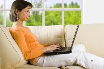 Vom Sofa aus ins digitale Rathaus - Vom heimischen Kanapee aus Kontakt ins Rathaus: Das wünschen sich zunehmend mehr Bürger im Online-Zeitalter. 