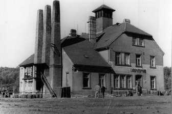 Vom VEB Spurenmetalle zur Siltronic AG: Altertumsverein Freiberg lädt zu Vortrag ein - Dieses Laborgebäude gilt als Wiege des VEB Spurenmetalle Freiberg. Bis Ende der 1960er-Jahre wurde hier produziert.