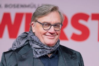 Von Ablehnung bis Verständnis - Promis zum Dom-Eintritt - Entertainer und Komiker Hape Kerkeling ist dagegen, künftig Eintrittsgeld für den Kölner Dom zu verlangen. (Archivbild)