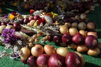 Von Bauernmarkt bis Spielzeugtausch: Fünf Tipps zum Wochenende zwischen Freiberg und Kloster Buch - Der erste Bauernmarkt des Jahres im Kloster Buch bei Leisnig findet am Samstag von 9 bis 15 Uhr statt.