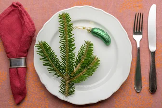 Von Burger, schlesischer Soße und Schnitzel bis kalte Antipasti: Das gibt es bei uns zu Heiligabend zu essen - Symbolfoto Weihnachtsessen