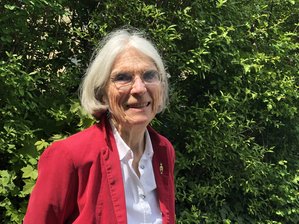 Von der Hölle ins Paradies: Donna Leon feiert ihren 80. Geburtstag -