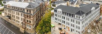 Von der Ruine zur Nobel-Location: Mieter fiebern Einzug in Ex-Baldauf-Fabrik in Marienberg entgegen - Die ehemalige Baldauf-Fabrik Marienberg vor dem Umbau am 26. September 2019 und nach Fertigstellung am 20. März 2024.
